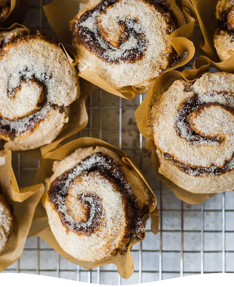 Vegan Pumpkin Spice Cinnamon Roll Muffins